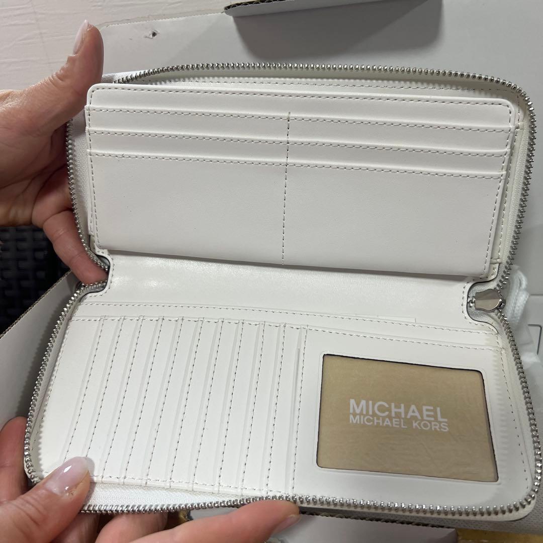 【新品未使用】日本限定 マイケルコース 長財布 MKシグネチャー