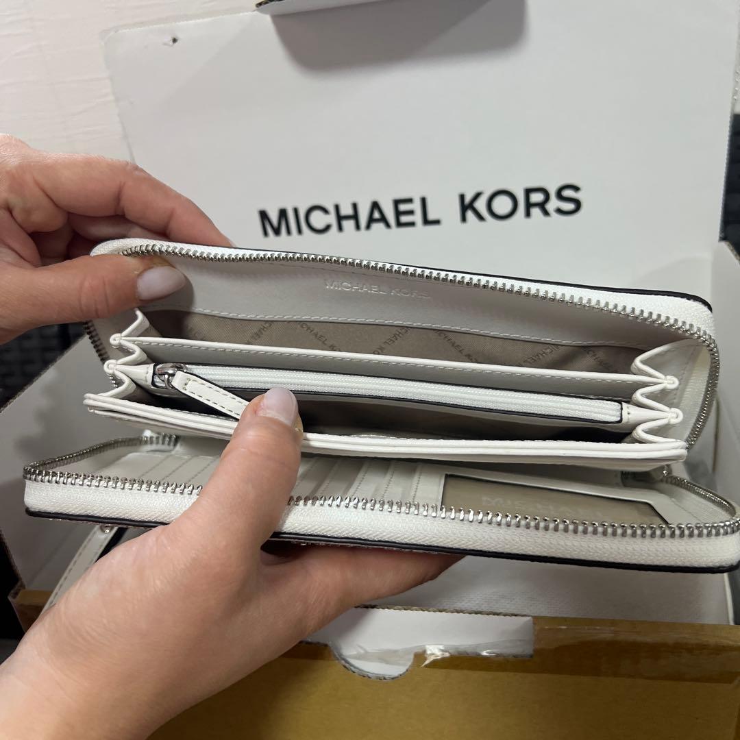 【新品未使用】日本限定 マイケルコース 長財布 MKシグネチャー
