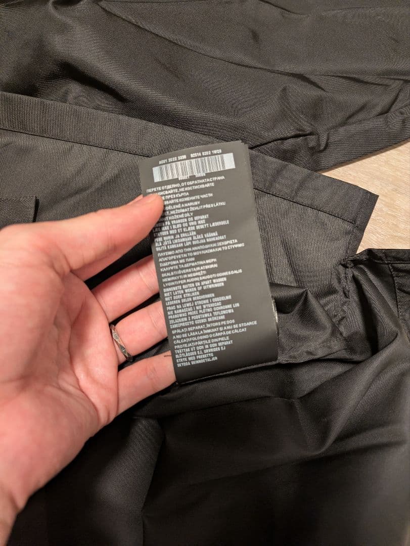 プラダ ナイロンジャケット　L