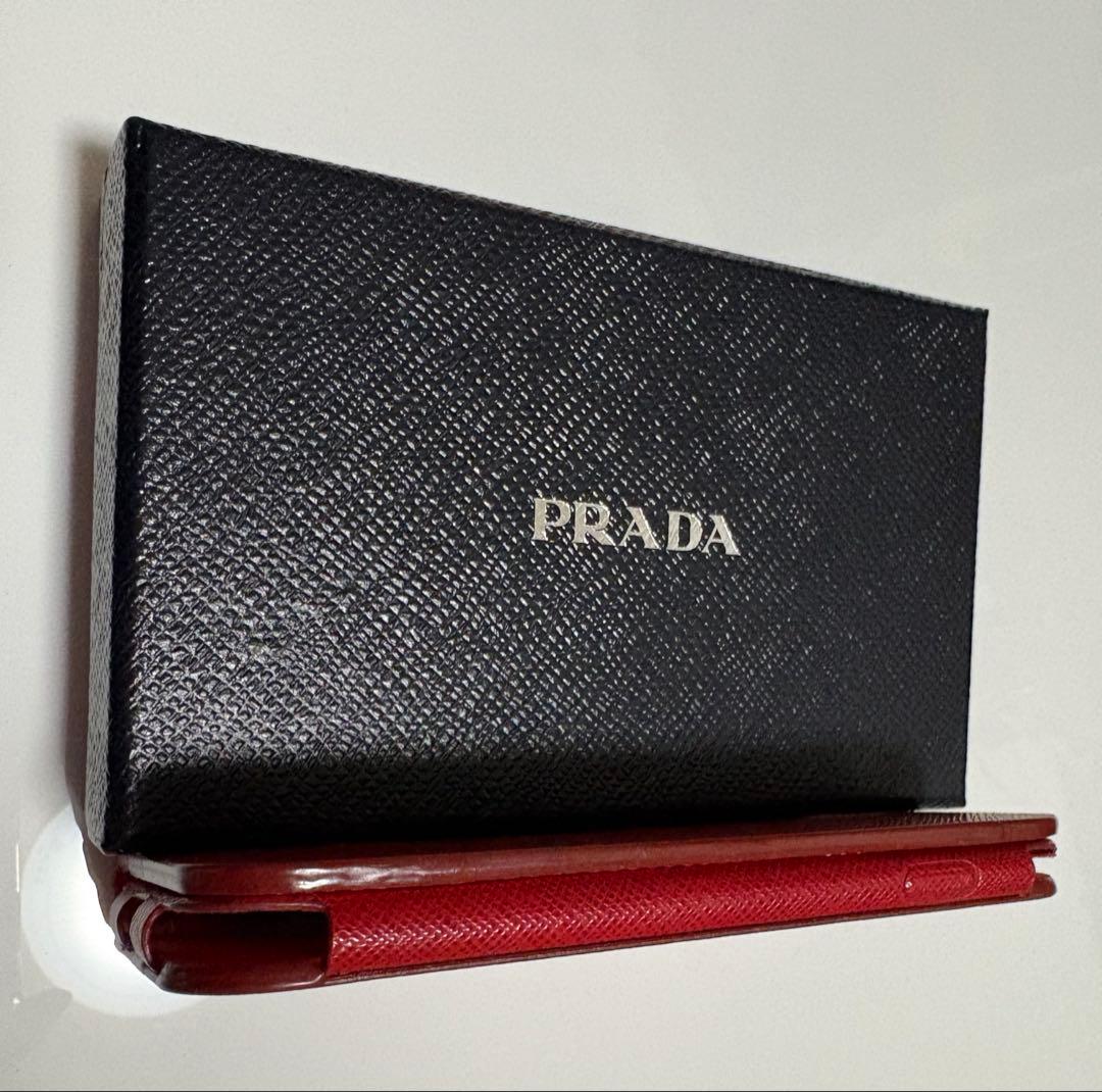 PRADA iPhoneケース SE対応 手帳タイプ RED