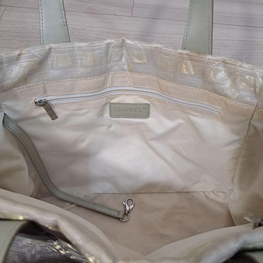 お値下げ致しました　シャネル ニュートラベルライン CHANEL トートバック