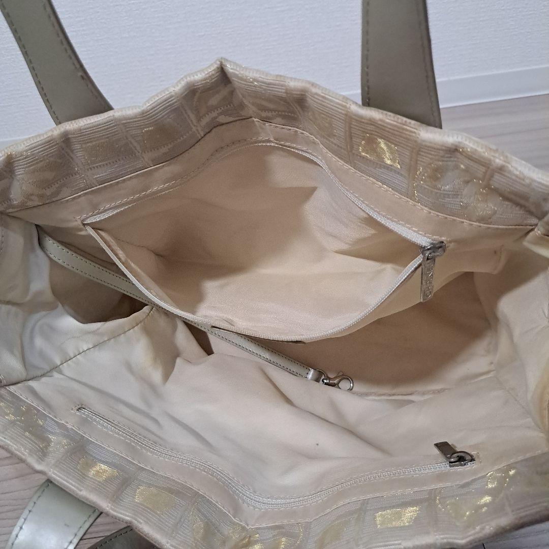 お値下げ致しました　シャネル ニュートラベルライン CHANEL トートバック