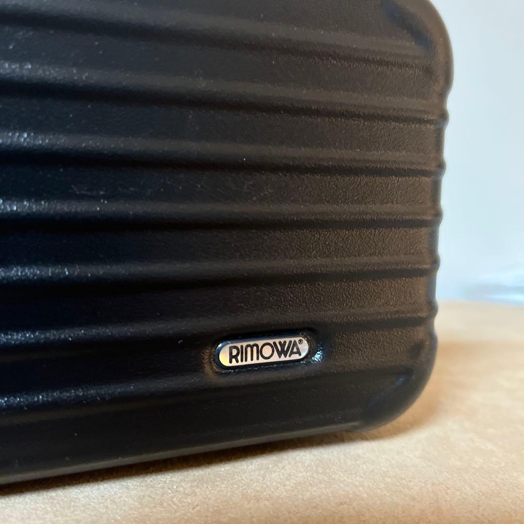 ANA 国際線ファースト リモワRIMOWA アメニティポーチ 黒