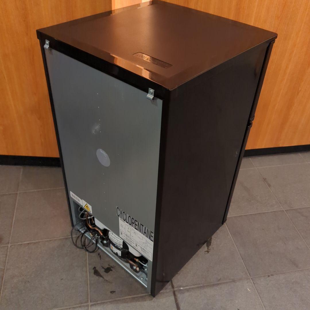 極美品2022年製(東京23区のみ送料と設置無料！)冷蔵庫