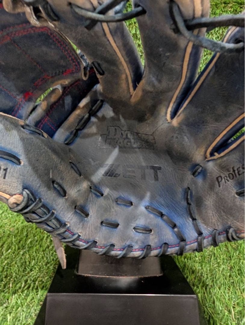 野球グラブ　グローブ　一般軟式大人用　投手用　ZETT 岩隈久志モデル