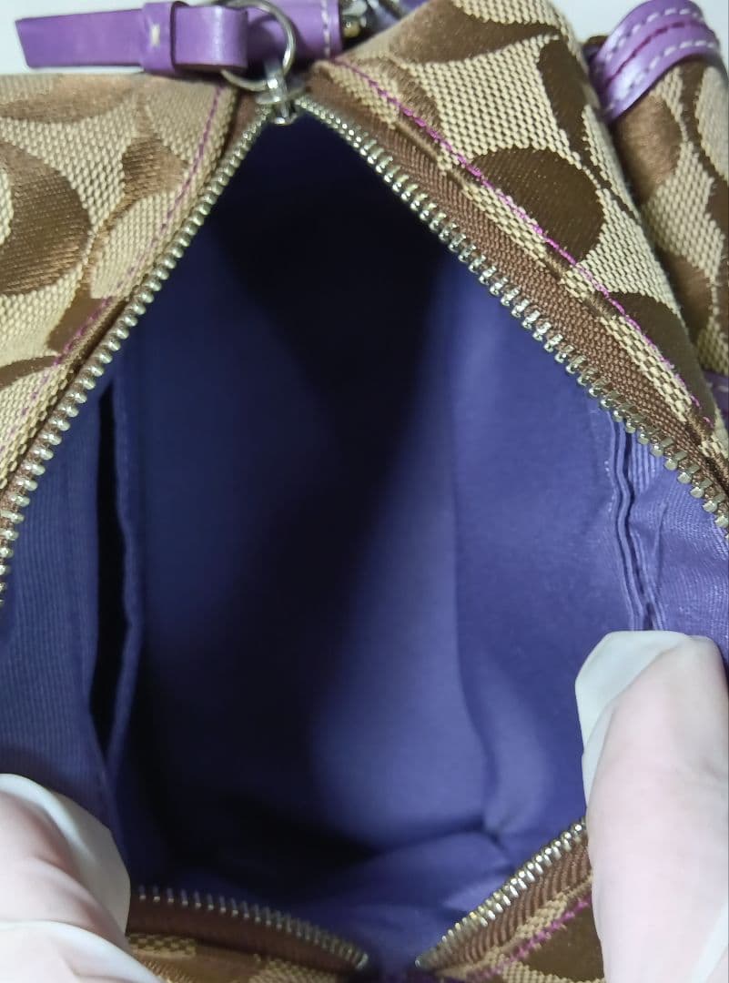 COACH(コーチ) ポーチ　ハンドバッグ　シグネチャー柄　ダブルターンロック