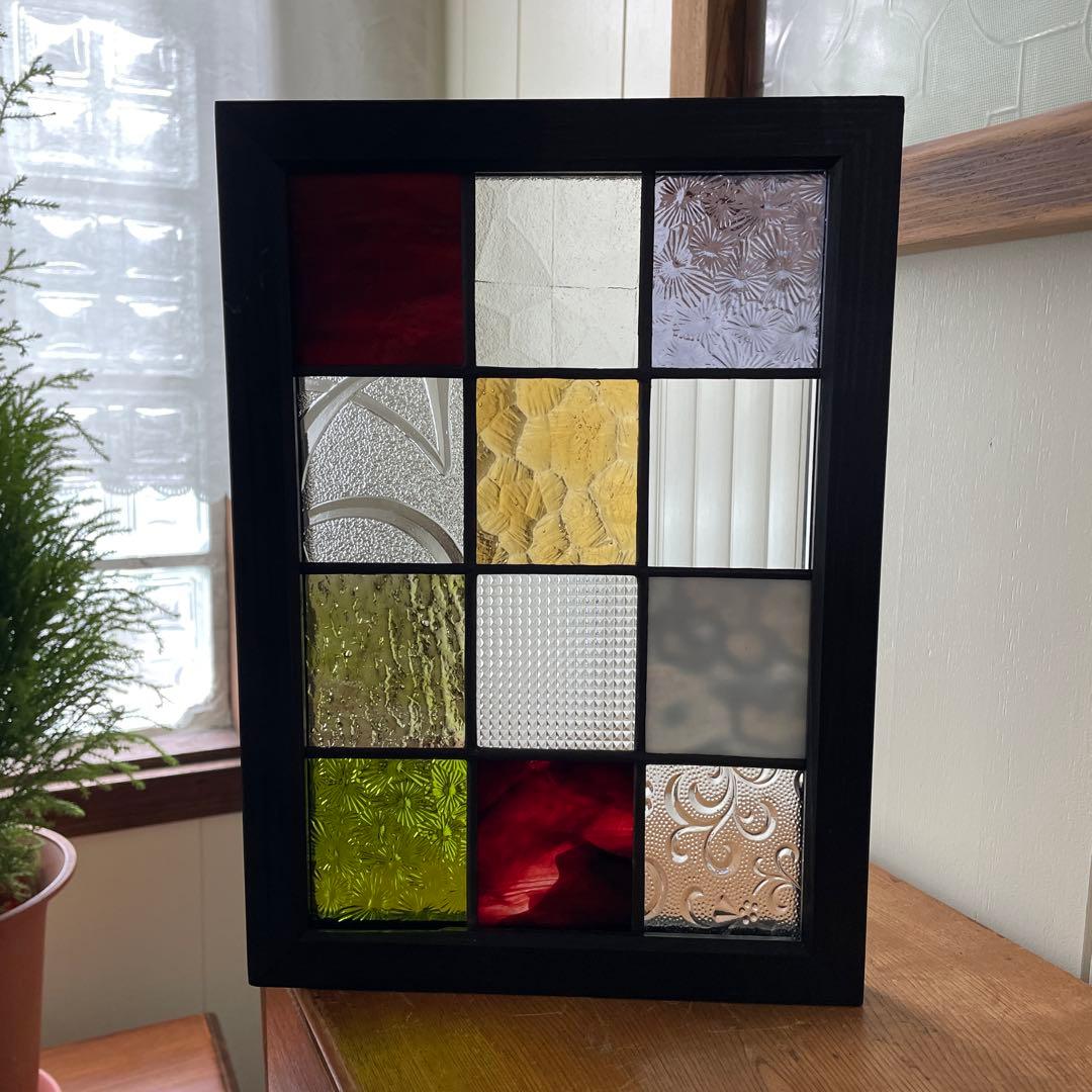 ステンドグラス　パネル　和モダン　格子戸