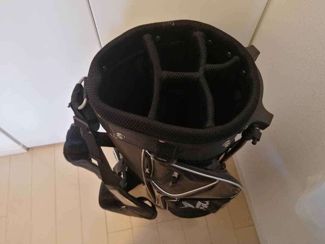 【中古】ゴルフバッグ　3脚_黒
