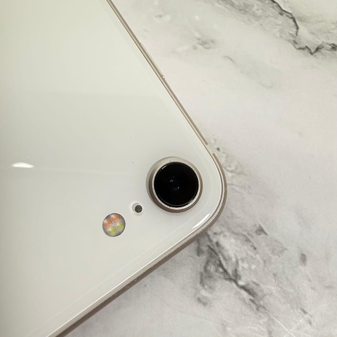 ★美品　iPhone SE3 128GB SIMフリー バッテリー100%