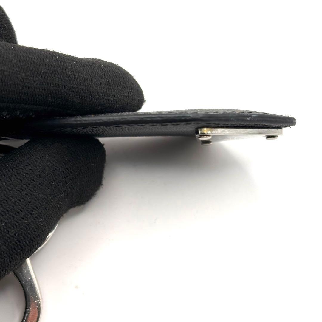 プラダ キーホルダー キーリング 三角ロゴ サフィアーノレザー ブラック 箱