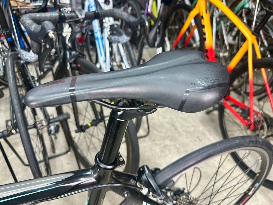 ビアンキ VIANIRONE7基本分解発送送料無料！完成車配送もご相談ください！