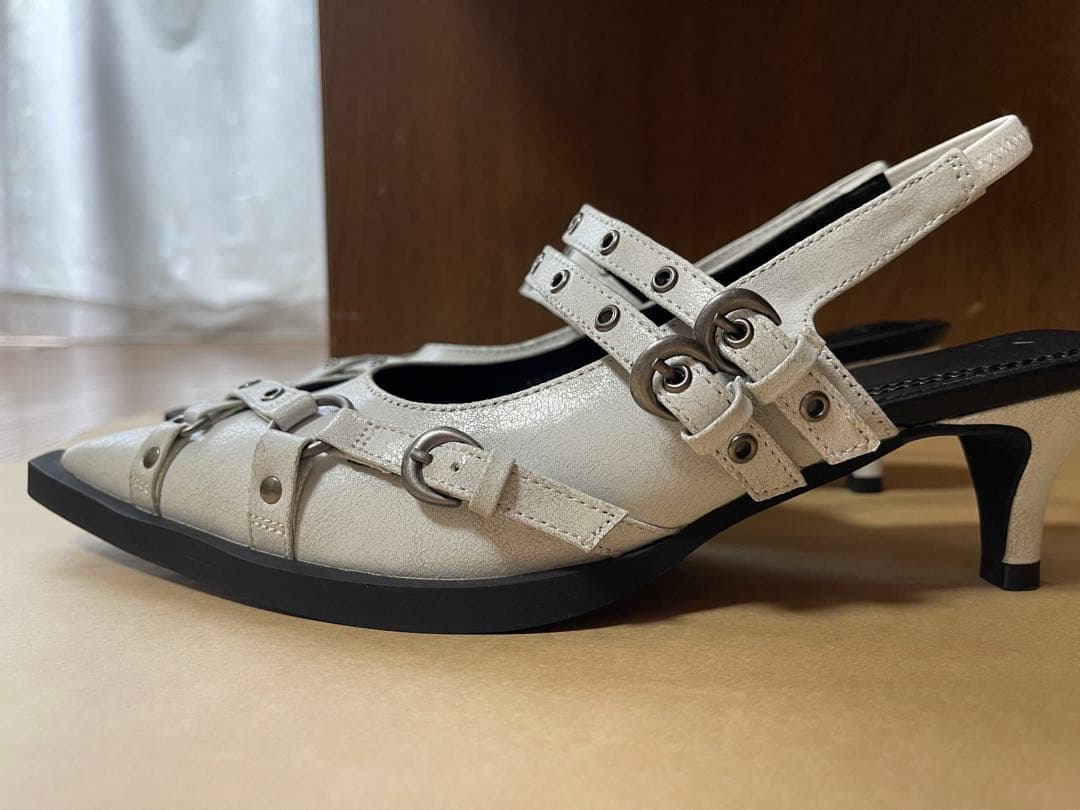 SLY POINTED TOE BELT サンダル