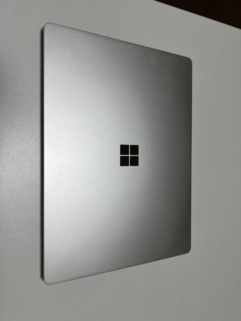 Microsoft Surface Laptop Go本体　128G/8G 美品