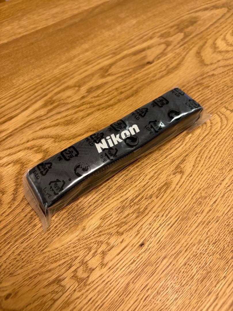 【ショット数686回】Nikon Z fc ミラーレス一眼 本体 バッテリー付き