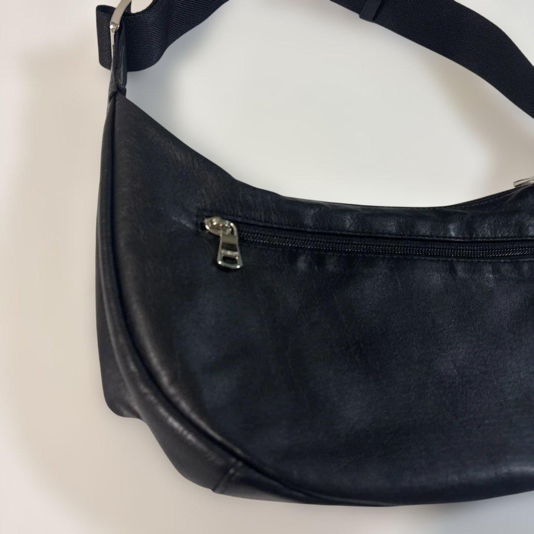 超美品ラシット ソフトレザーラウンドショルダーバッグ 金具シルバー