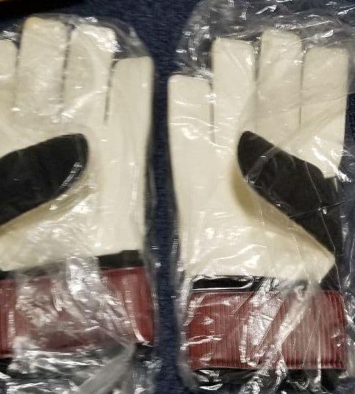 サッカー、ゴールキーパーグローブ、 プレデター フィンガーセーブ、 サイズ10