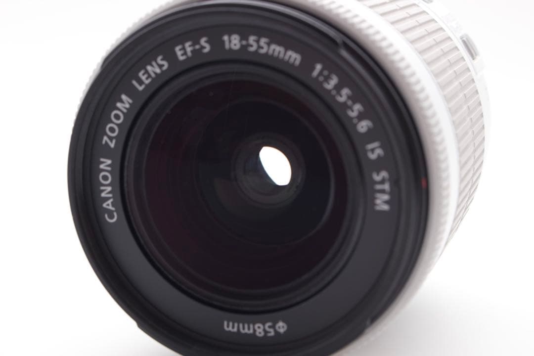 キャノン　EOS Kiss X7 ホワイト　最軽量　美品　100D スマホ転送