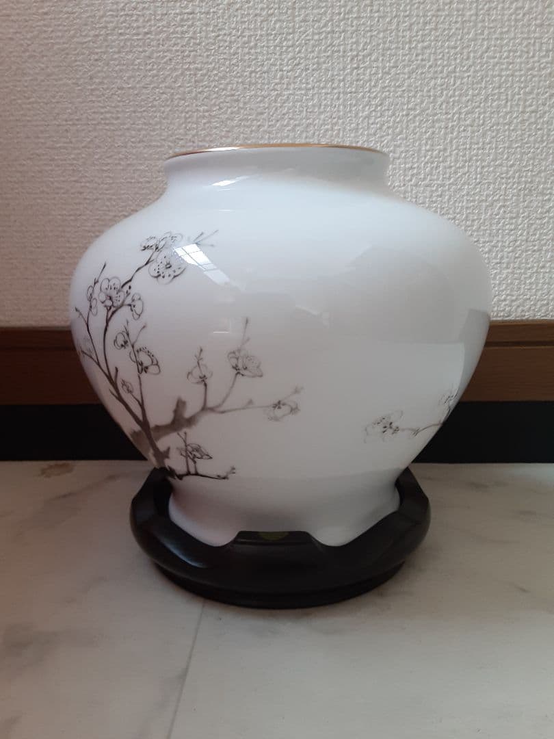 百木春夫作　高級磁器　限定版　桜花瓶皇室担当