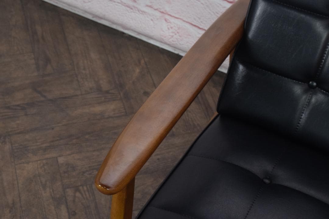 展示品　カリモク60 Kチェア スタンダードブラック　 W36170BW　19A