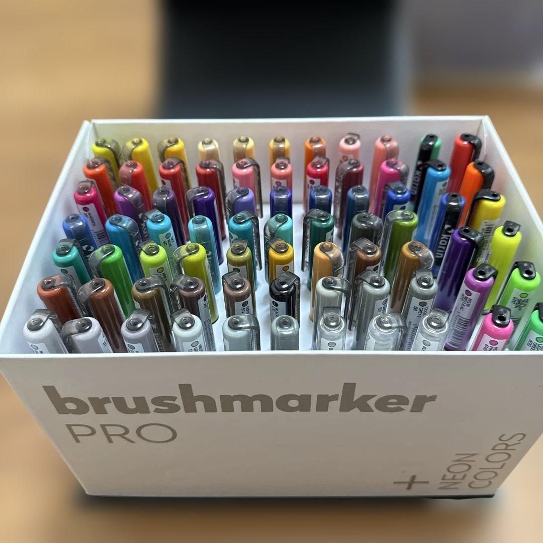 欧州製Karin brushmarker PRO 72色＋3本ブレンダー