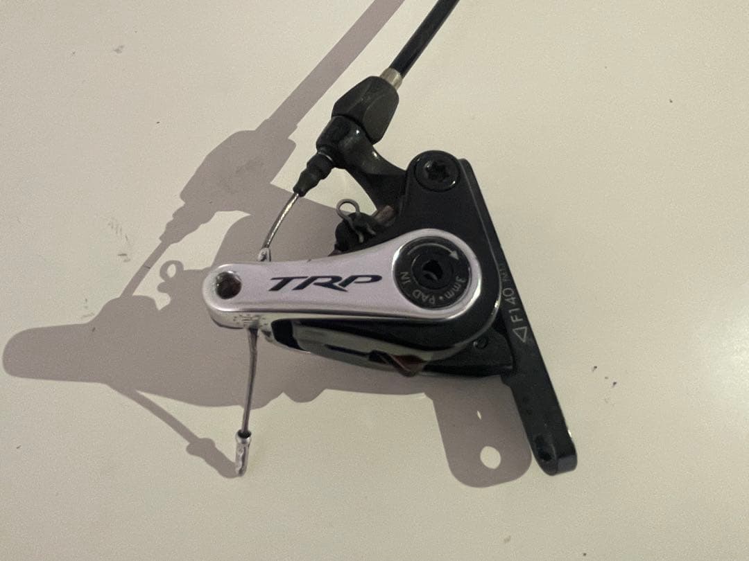 SRAM RIVAL 11s TRP SPYRE ブレーキセット