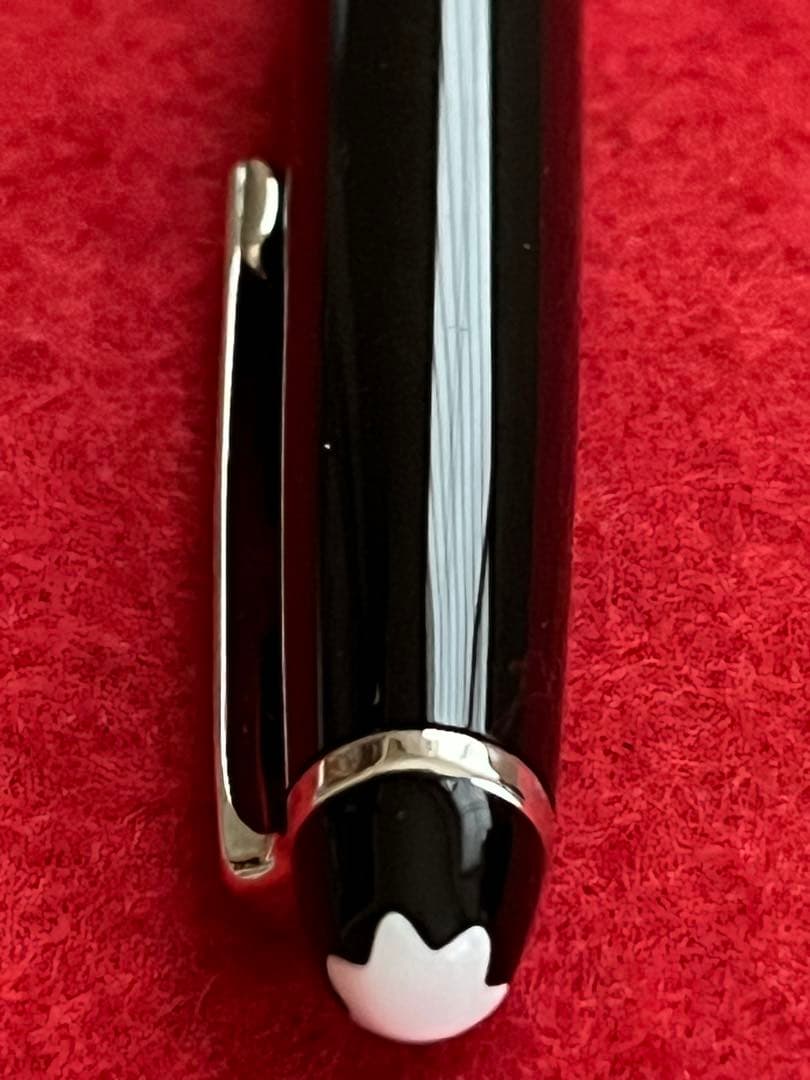 モンブランボールペン マイスターシュテュックpixプラチナP164‼️艶やかです‼️