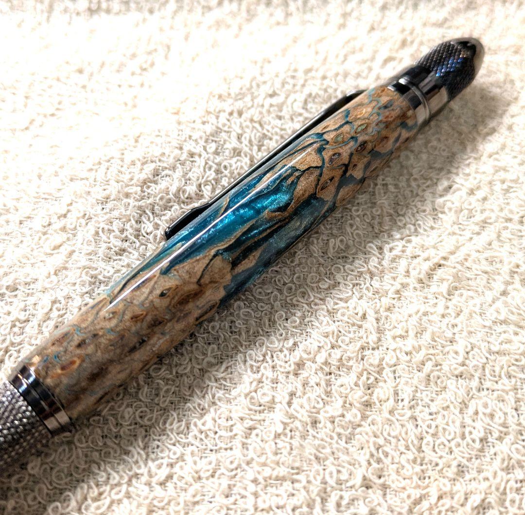 木軸ペン　73Labo　ユリノキレジン　回転式ボールペン
