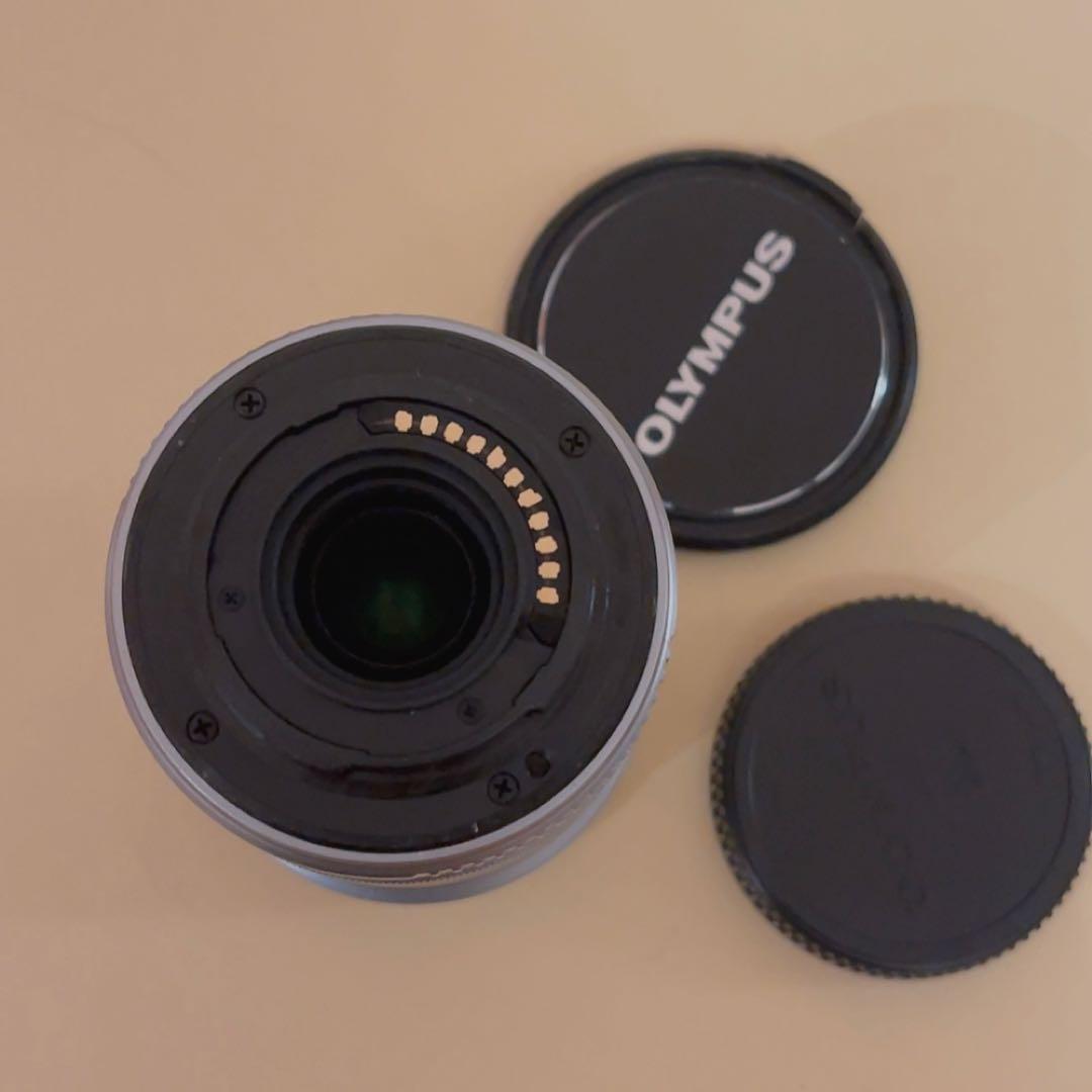 一眼レフ！オリンパス　ペン 8 レンズ付き