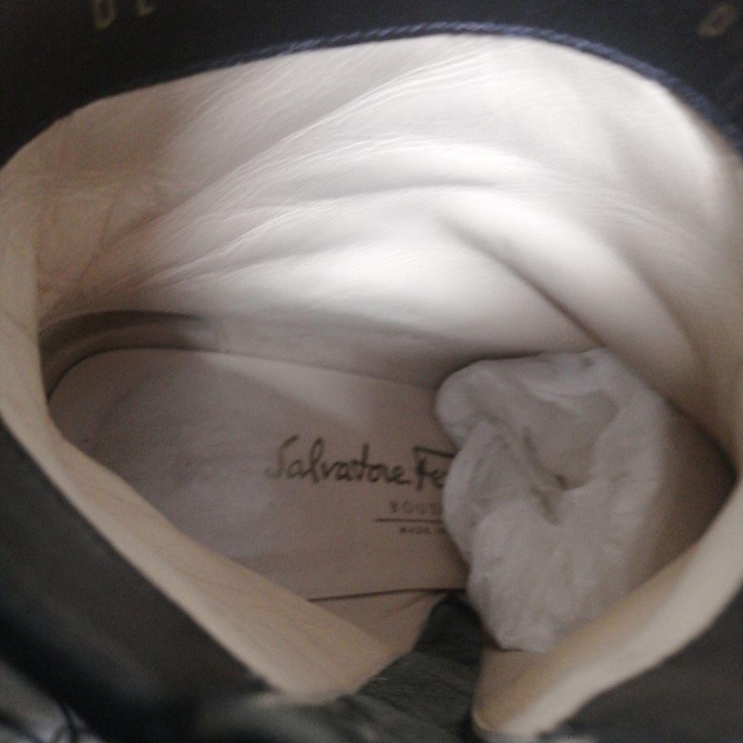 Salvatore Ferragamo 黒 スエード ショートブーツ