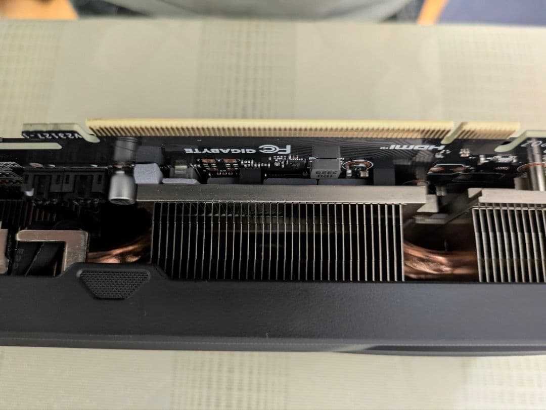 グラフィックボード・グラボ・ビデオカード GIGABYTE GeForce RTX4070 SUPER