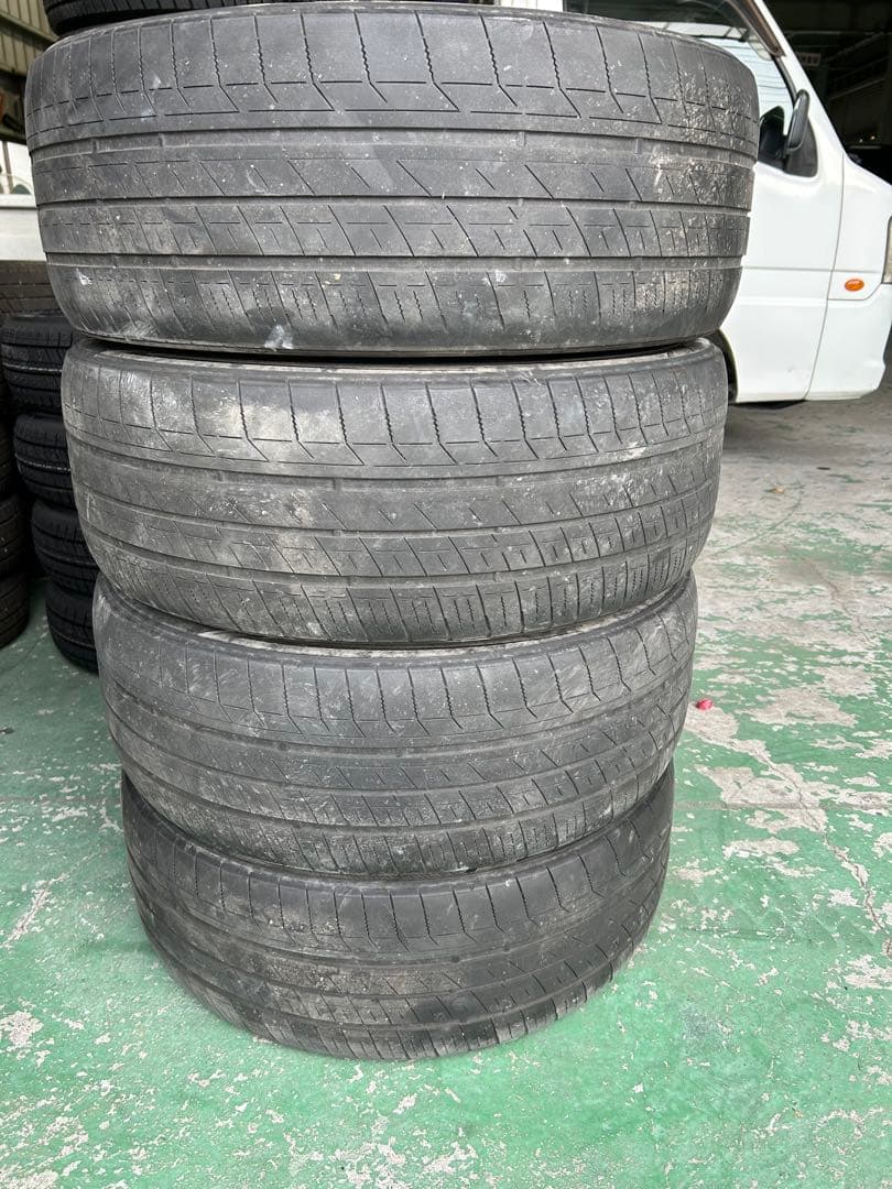 ロクサーニ　タルカス　20インチ