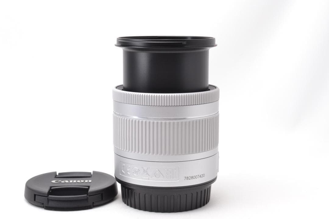 ■ 美品 ■ キャノン　Canon EOS Kiss X10 希少ホワイト