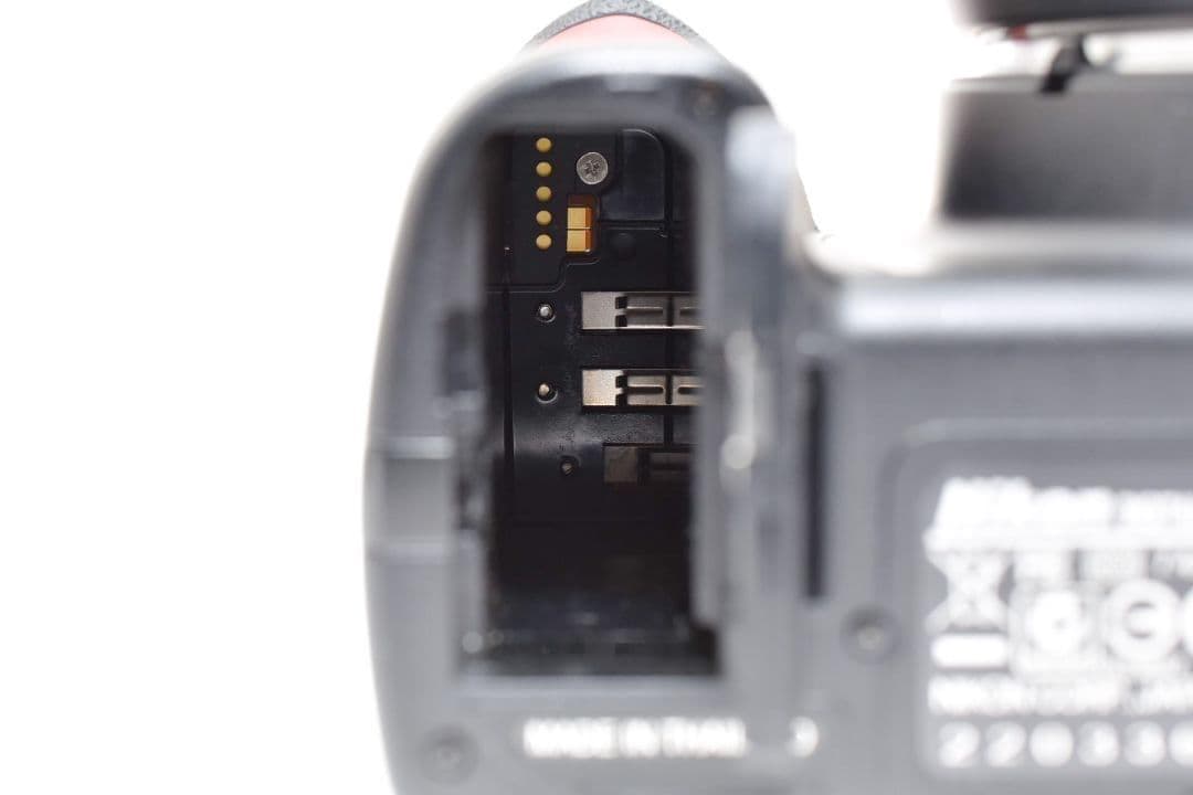 写りで選ぶ名機✨Nikon D40✨標準ズームレンズセット 軽量 一眼レフカメラ