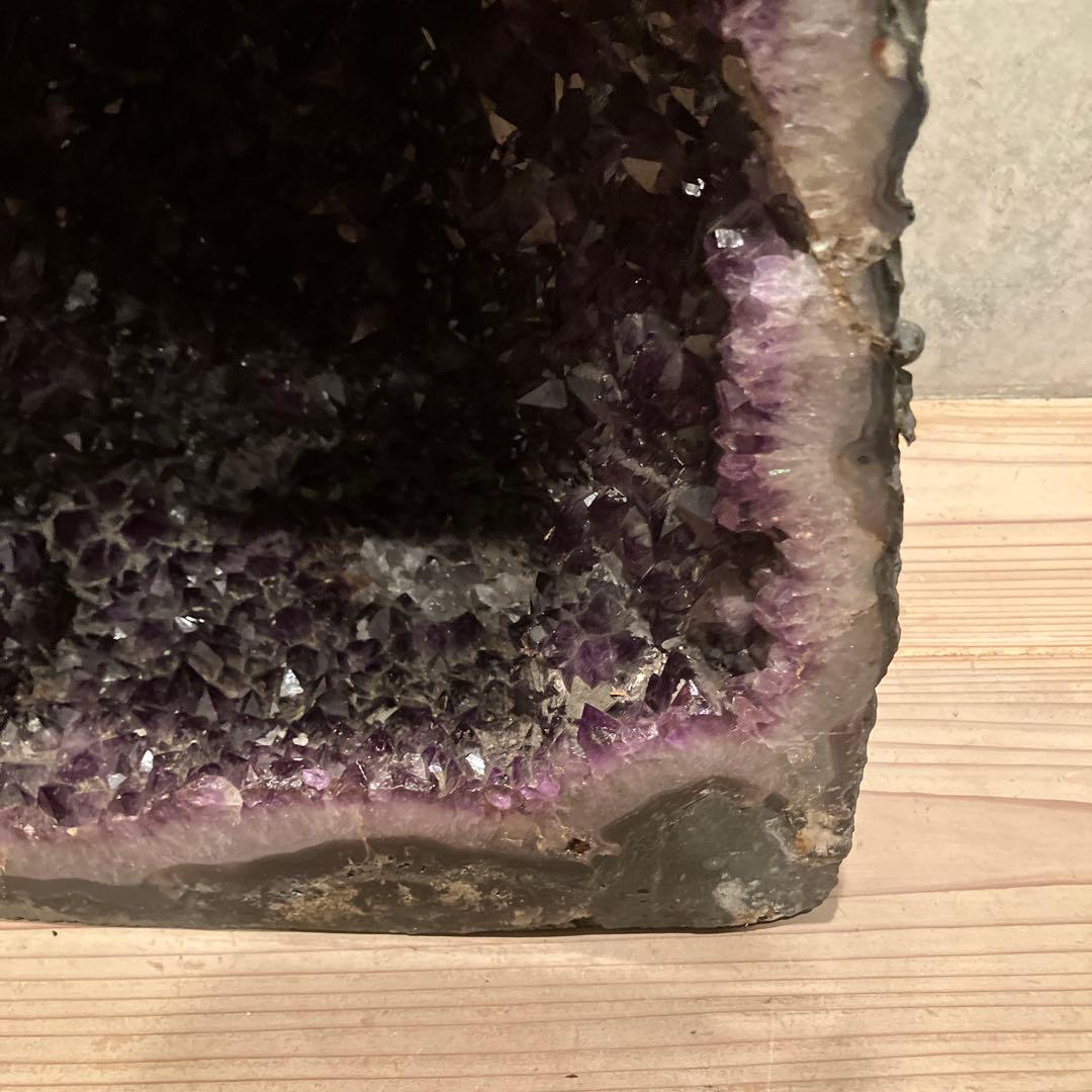 アメジストドーム　23kg 置物 オブジェ 運 風水 水晶 原石 置物 紫水晶