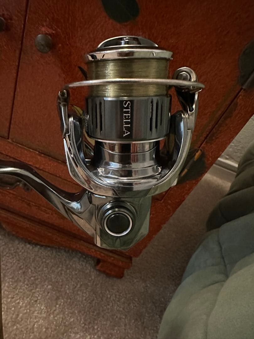 22ステラ　C2000SHG スピニングリール