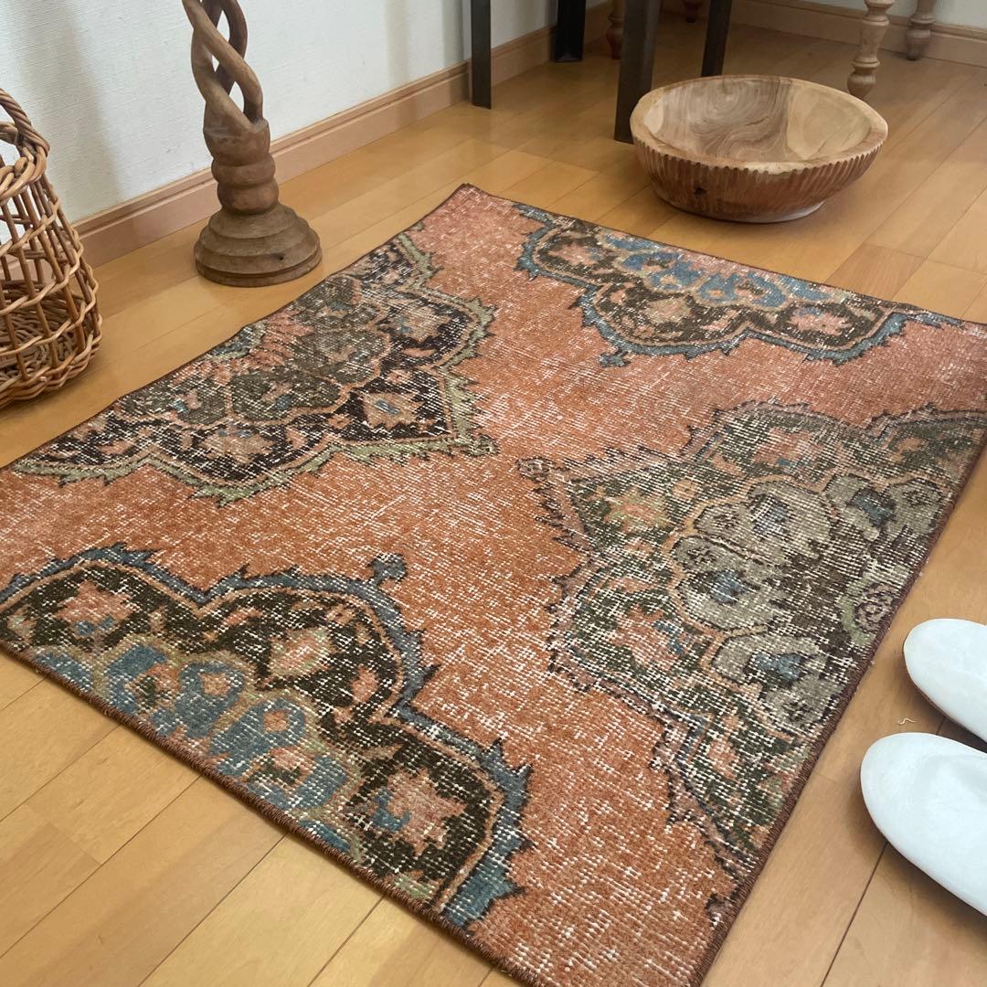 72×86 テラコッタカラー　オリエンタル柄 トルコヴィンテージラグ