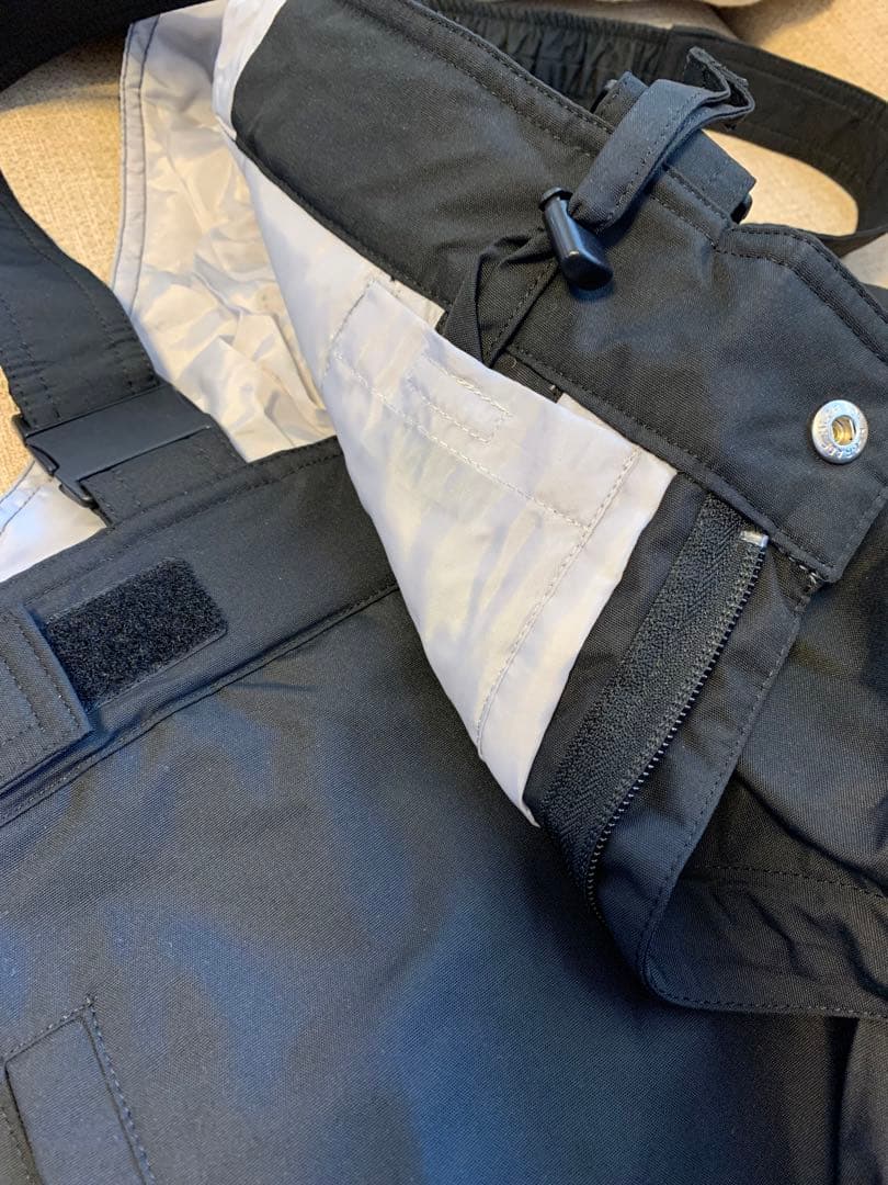 【週末限定セール】DESCENTE スキーウェア上下セット　160