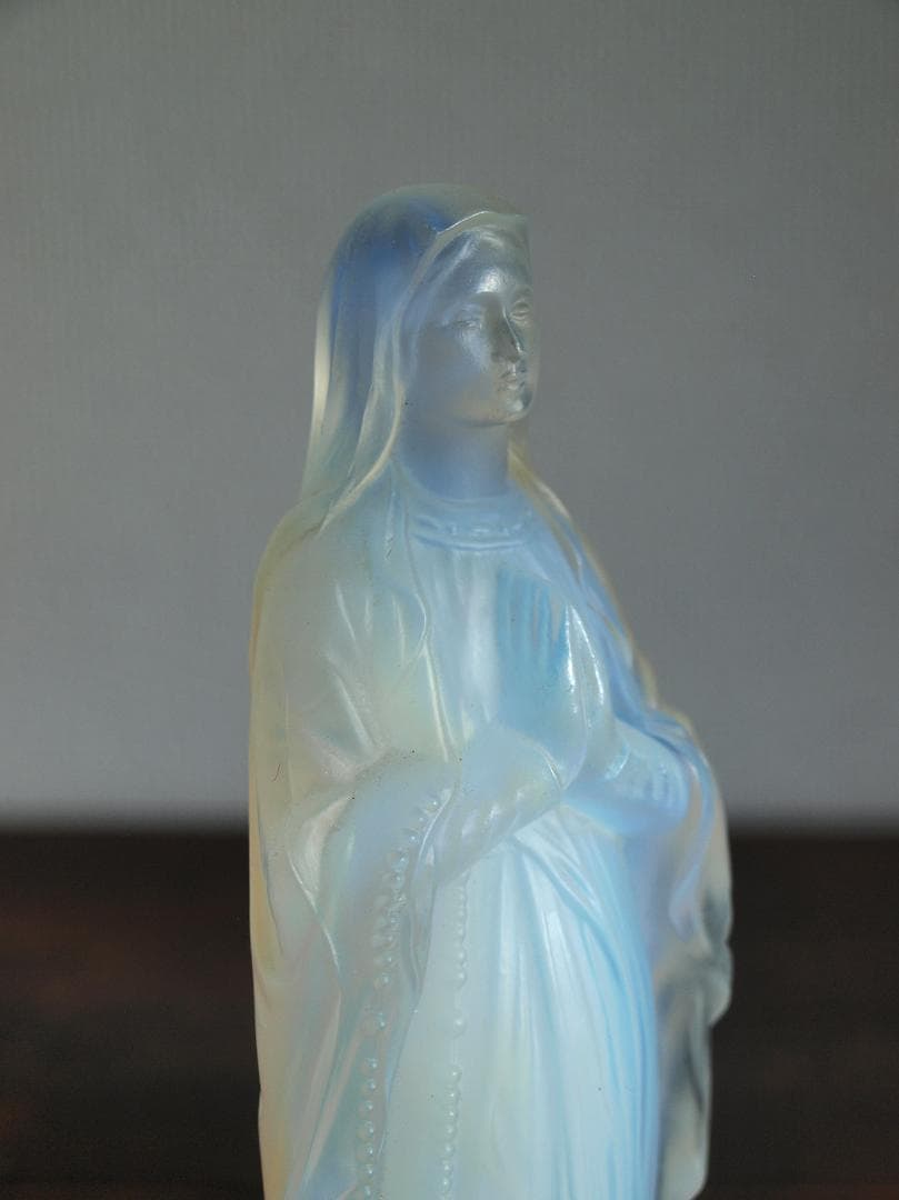 美しいオパールガラス ルルドの聖母像 フレンチ・アール・デコ 工藝/K073