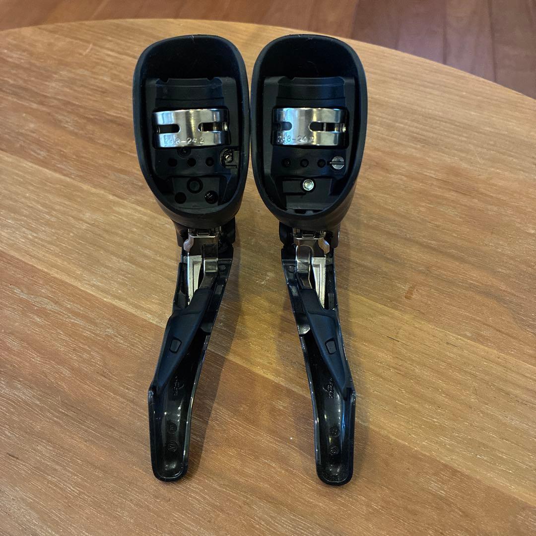 SHIMANO ULTEGRA 【ST-6700】デュアルコントロールレバー