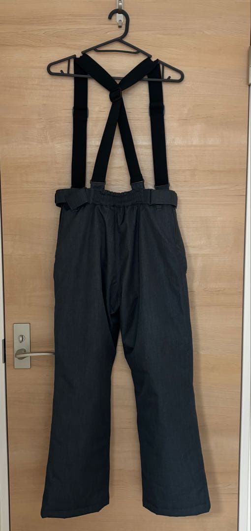 子ども用スキーウェア ホワイト/グレー　150サイズ　新品未使用