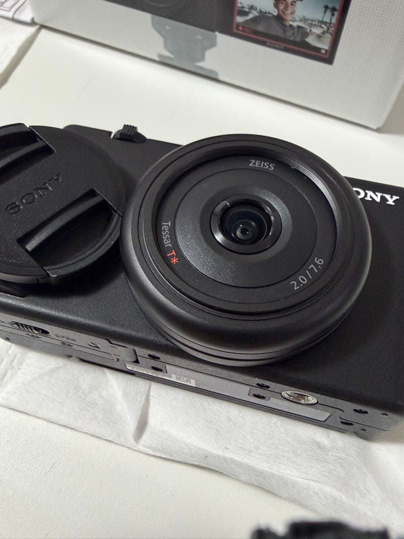 【美品】SONY VLOGCAM ZV-1F ブラック　コンデジ　デジカメ