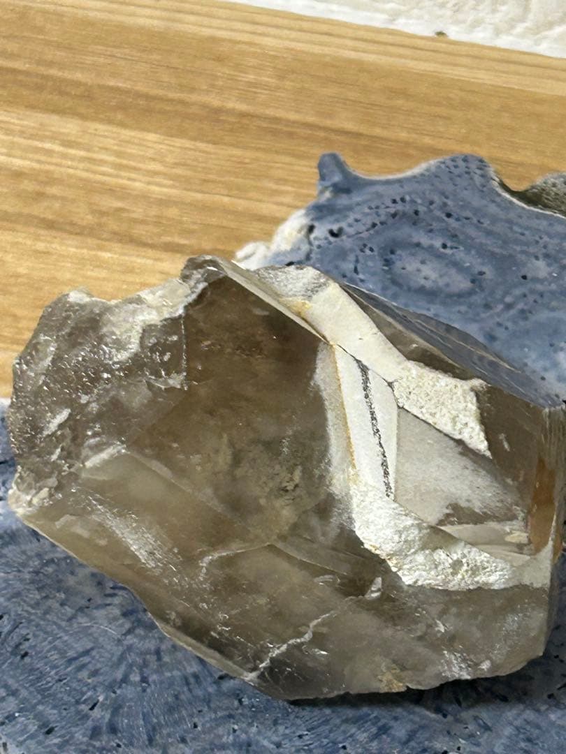 スモーキークォーツファントム　カオリナイト共生　天然石