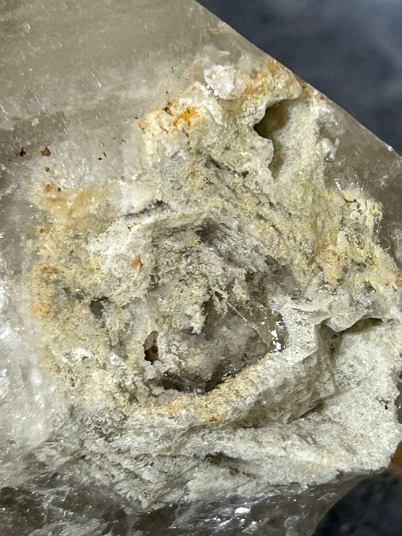 スモーキークォーツファントム　カオリナイト共生　天然石