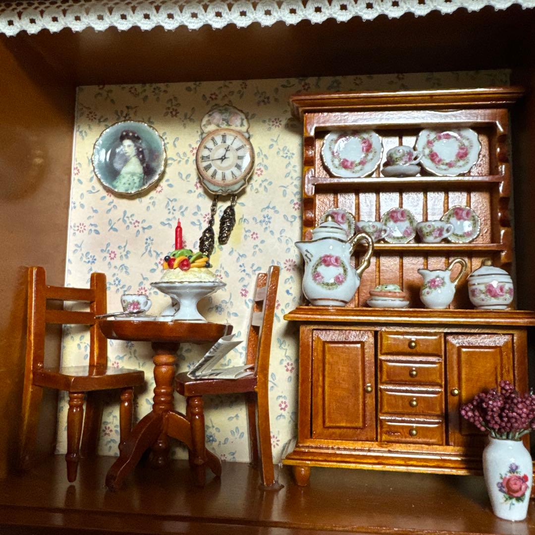 ロイターポーセリン　ミニチュア