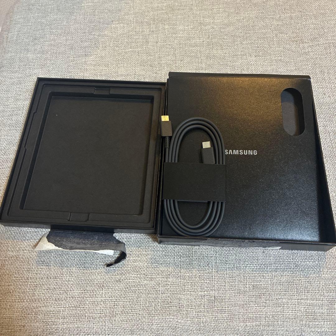 Galaxy Z FOLD6 256GB ホワイト　シルバー