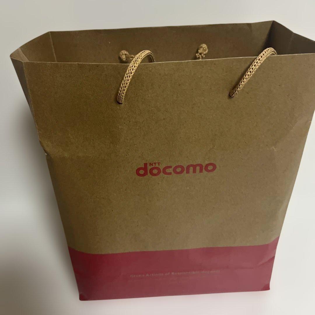 【新品未使用品】ドコモ　5G HR02 ホームルーター　docomo