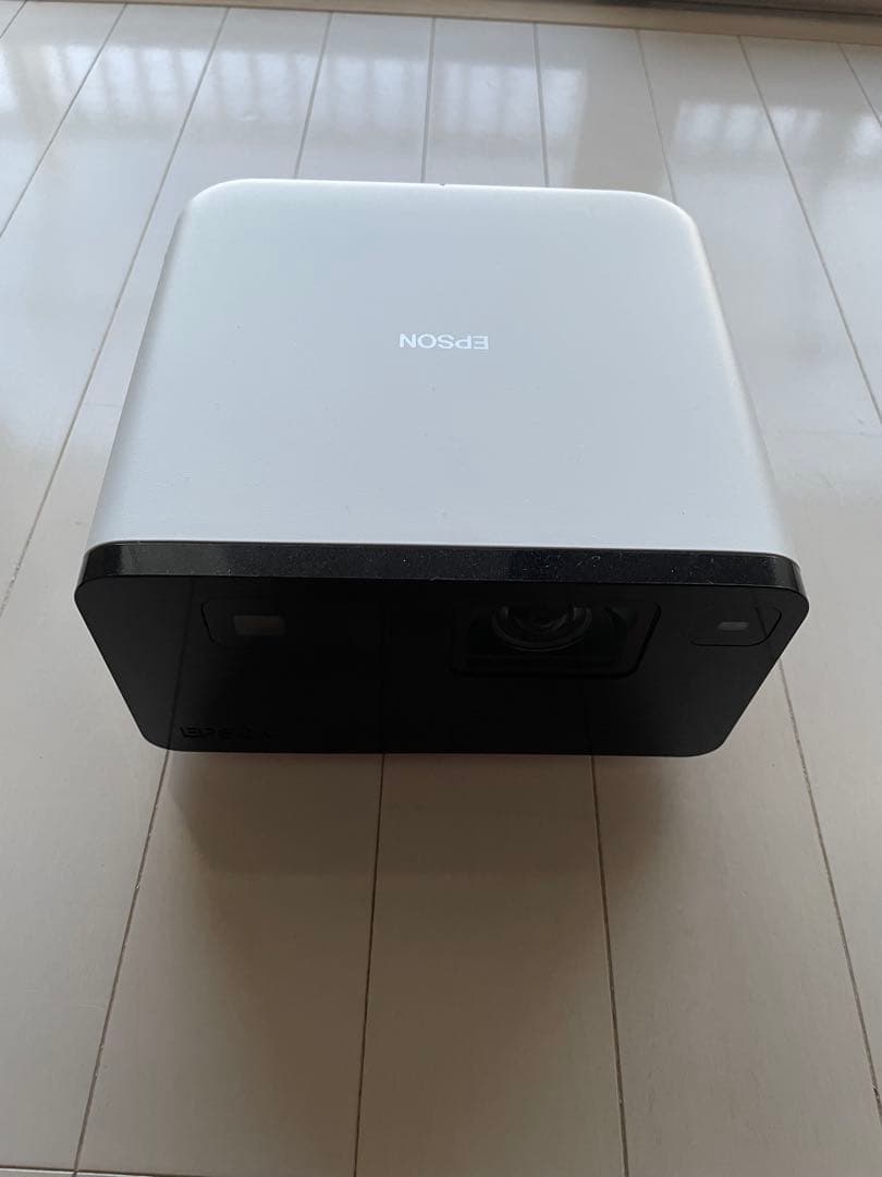 EPSON エプソン EF-21W ポータブルプロジェクター