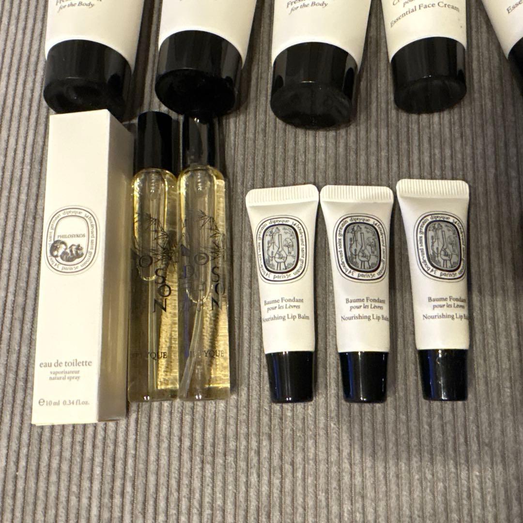 カタール航空 Dyptique トラベルポーチ　オードトワレ等+純正箱セット