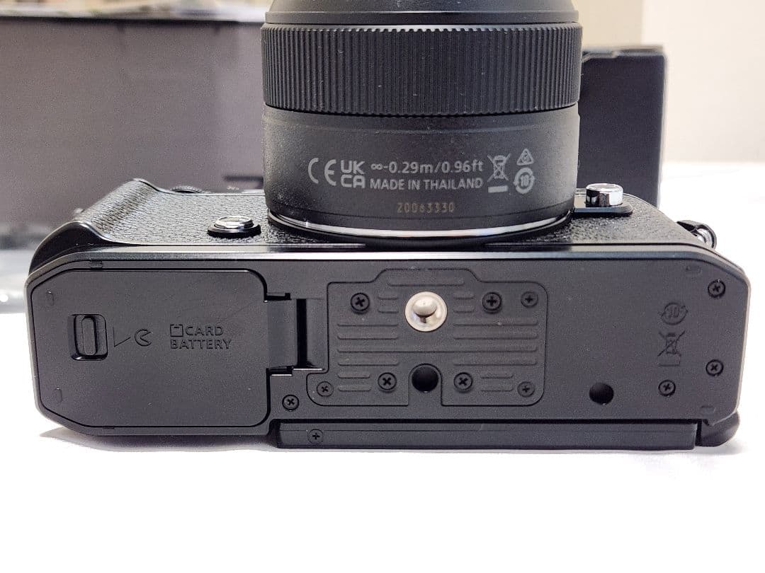 Nikon Zf ボディ 美品 | 防湿庫保管・付属品完備・動 作良好