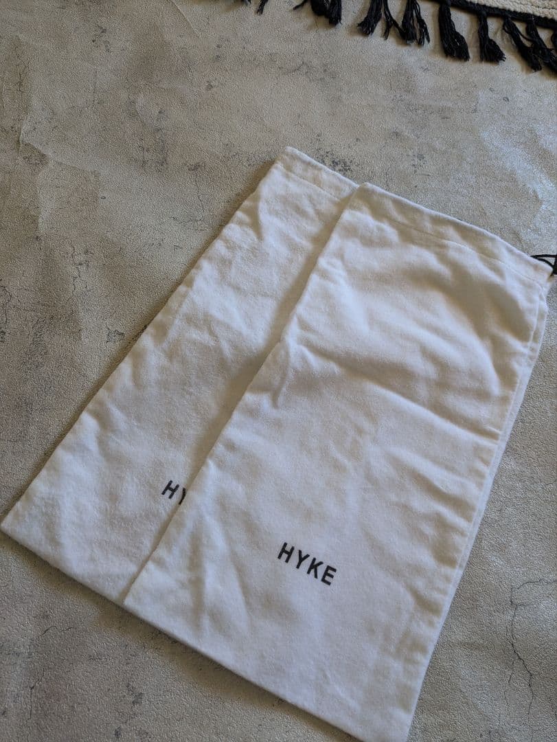 靴 HYKE LEATHER SHOES